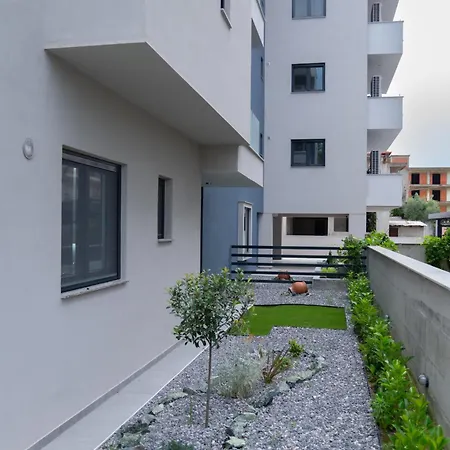 Project Georgiadi #2 - Modern Apartment In Peaceful Neighborhood - 15 Mins From Loutra Pozar Aridaia Exterior photo