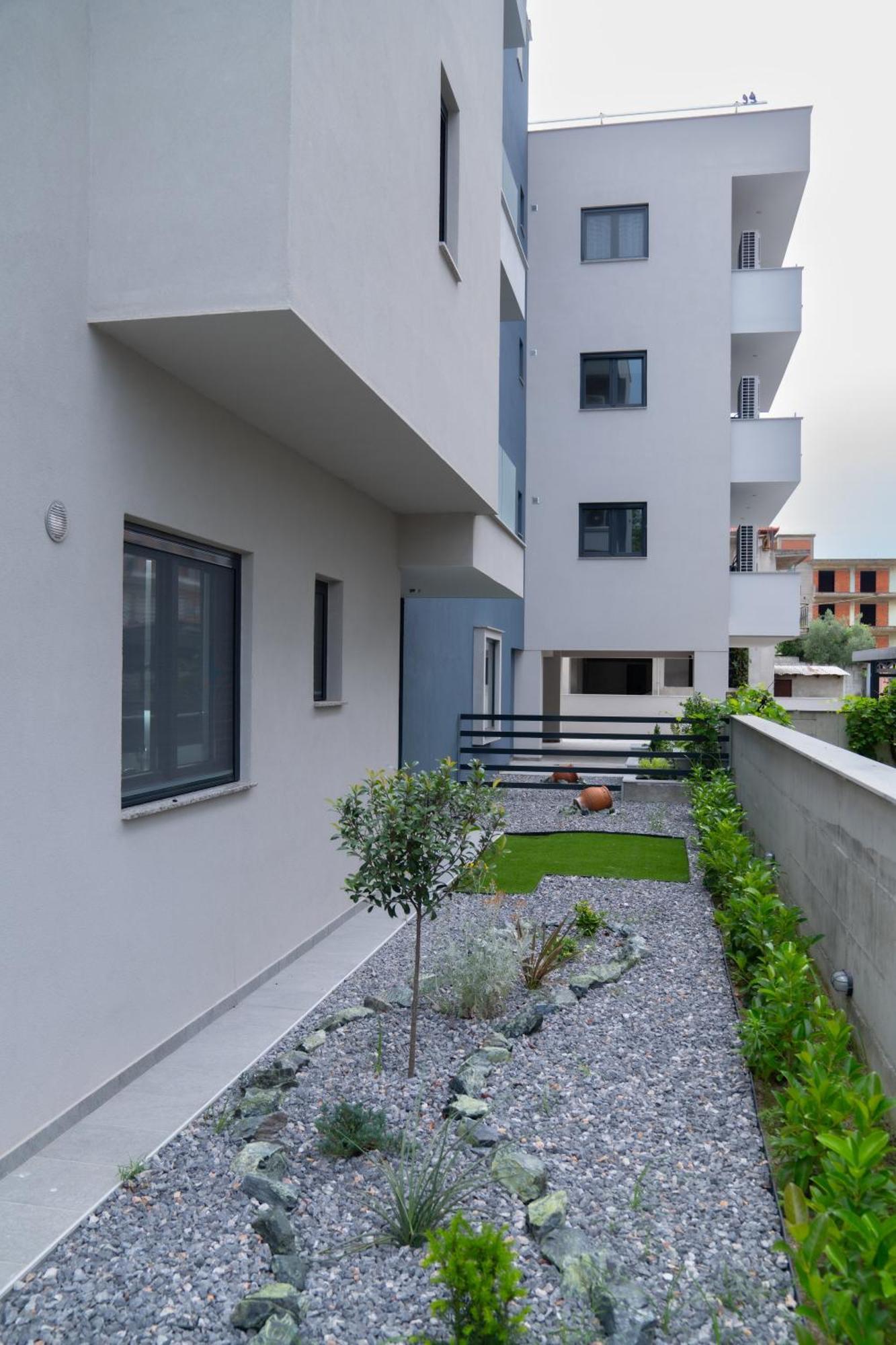 Project Georgiadi #2 - Modern In Peaceful Neighborhood - 15 Mins From Loutra Pozar Apartment